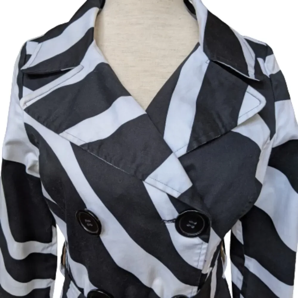 Rue21 Belted Zebra Striped Jacket Size Medium